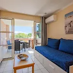 Résidence Le Hameau De Cap Esterel - Maeva - 4 Personnes - Sélection Mae-9284