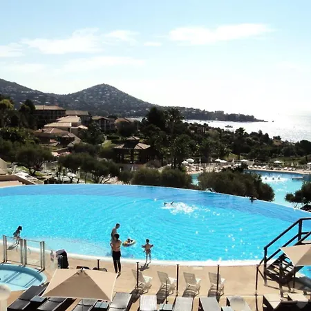 Résidence Le Hameau De Cap Esterel - Maeva - 4 Personnes - Sélection Mae-9284